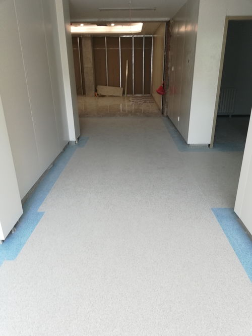 塑膠地板 彈性地板施工報價中需要特別注意 了解的事項